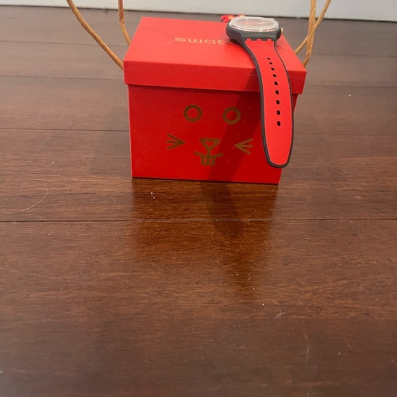 nwt sold out limited edition Swatch Red & Gold year of the Rabbit Dial Watch - Picture 14 of 15